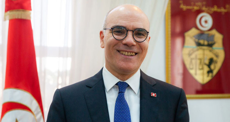 وزير الخارجية نبيل عمار لـ"الصباح":  استقرار البلاد والسلم الاجتماعية خط أحمر لا يمكن تخطيه من الداخل أو الخارج